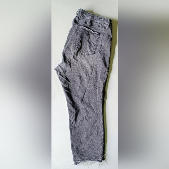 A Kut From The Kloth Distressed Boyfriend Denim Jeans - Picture 10 of 15